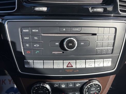 Used 2018 Mercedes-Benz GLS 550 4MATIC image 35