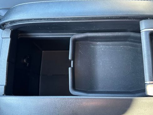 Used 2023 Toyota Highlander XSE image 30