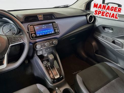 Used 2024 Nissan Versa SV FWD image 24