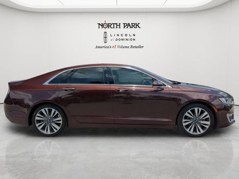 Used 2019 Lincoln MKZ Reserve FWD image 6