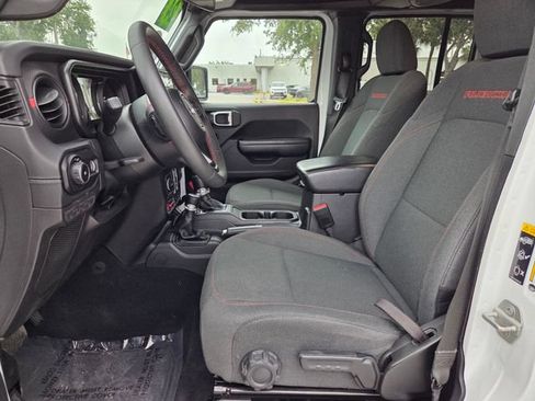 Used 2024 Jeep Wrangler Unlimited Rubicon AWD/4WD image 14