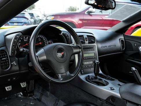 Used 2006 Chevrolet Corvette Z06 w/ Preferred Equipment Group image 3