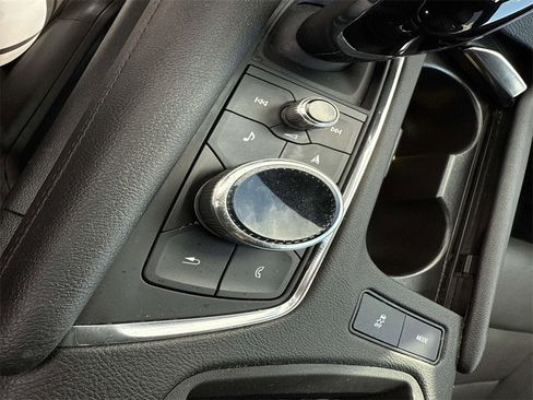 Used 2023 Cadillac XT5 Premium Luxury image 24