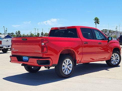 Certified 2022 Chevrolet Silverado 1500 Custom image 5
