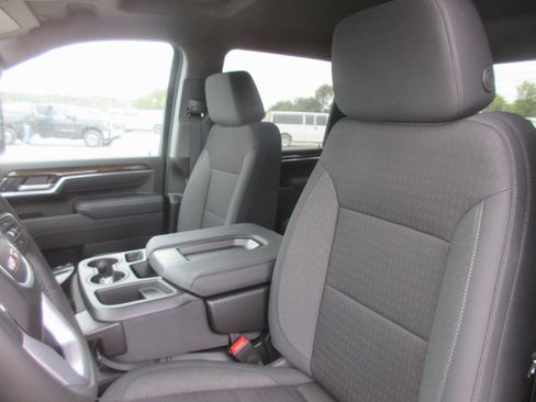 New 2026 GMC Sierra 2500 SLE w/ SLE Value Package; image 14