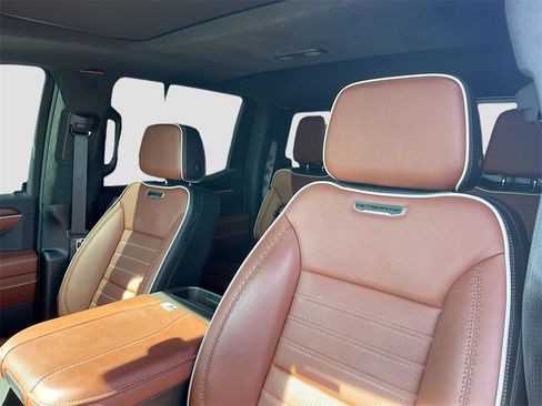Used 2024 GMC Sierra 1500 Denali Ultimate image 13