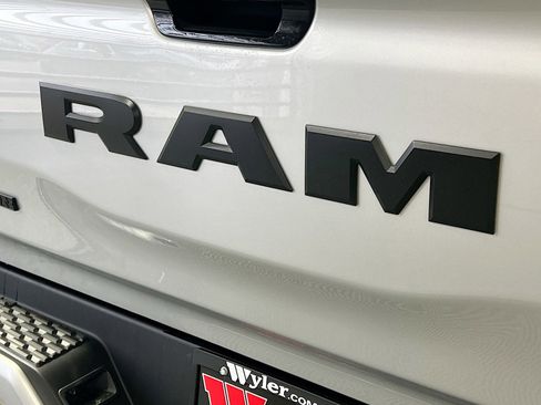 New 2026 RAM 1500 Big Horn AWD/4WD image 33