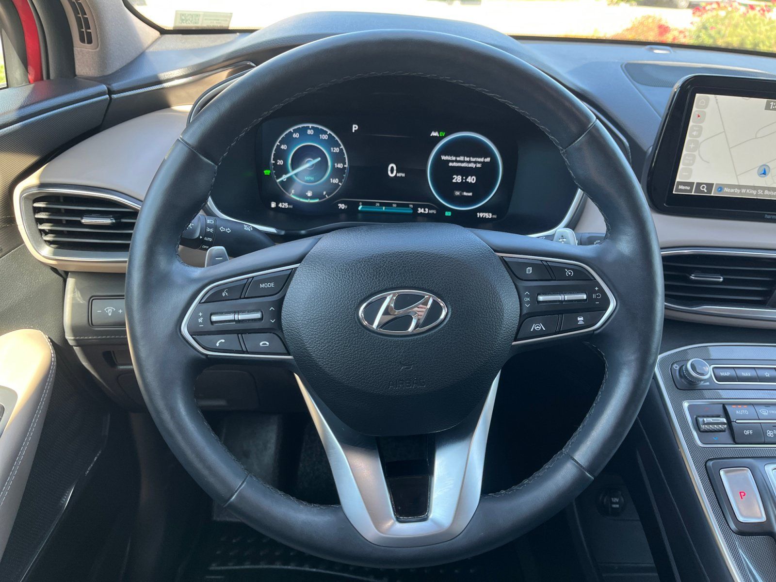 Used 2023 Hyundai Santa Fe Limited w/ Cargo Package AWD/4WD image 9
