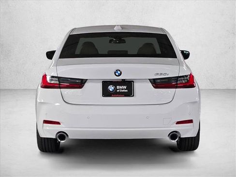 Used 2026 BMW 330i Sedan w/ Convenience Package RWD image 6