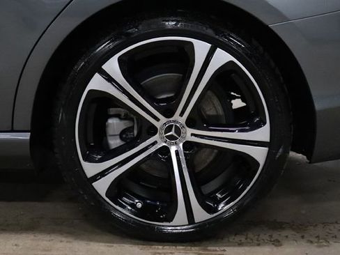 Used 2023 Mercedes-Benz C 300 Sedan image 37