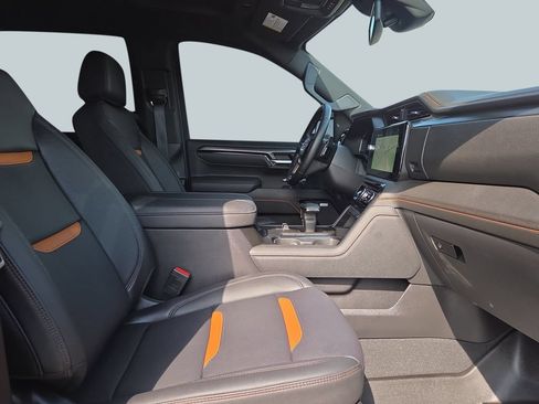 Used 2026 GMC Sierra 1500 AT4 AWD/4WD image 39