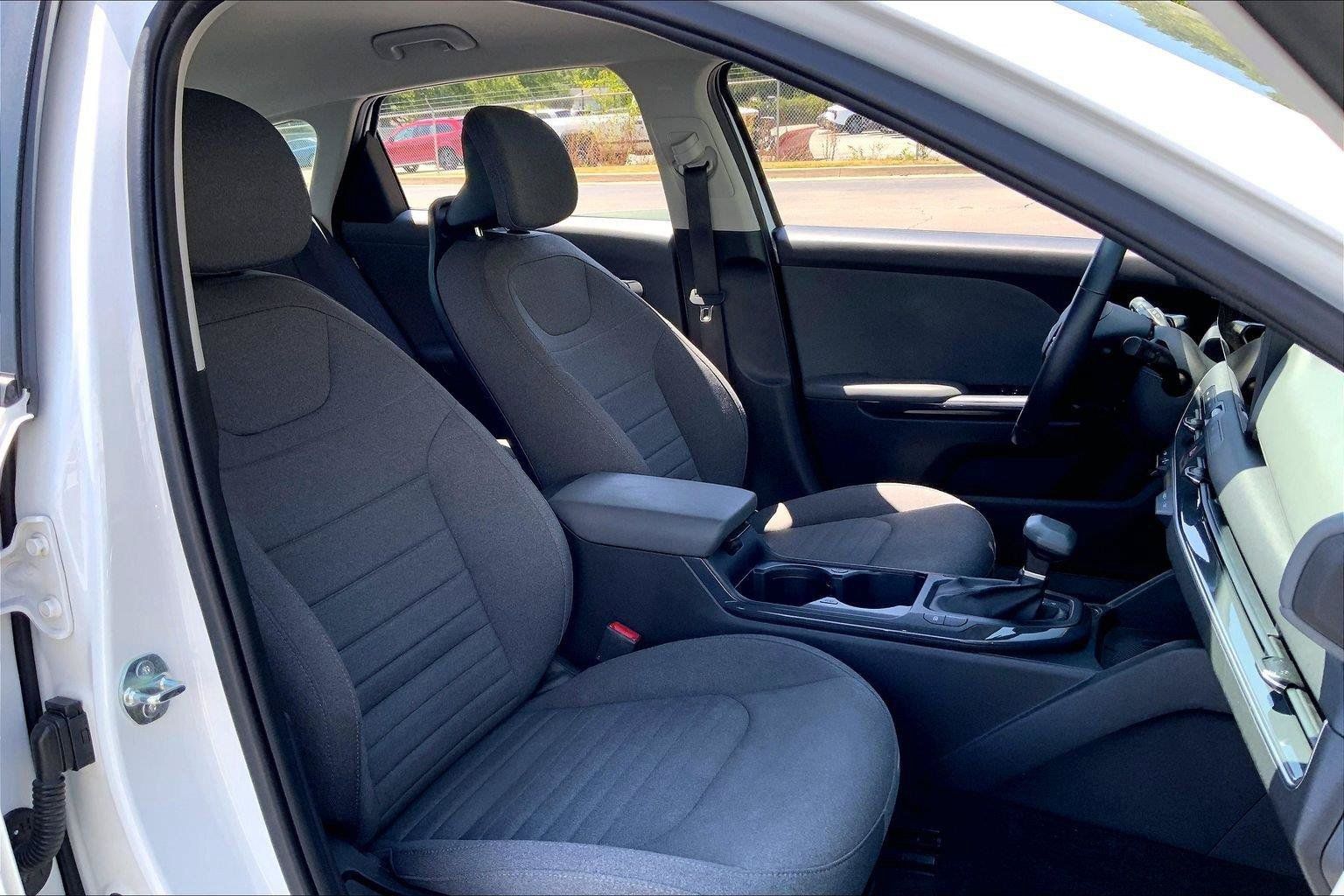 Used 2025 Kia K4 EX FWD image 7