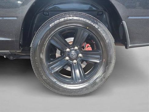 Used 2018 RAM 1500 Sport w/ Convenience Group AWD/4WD image 18