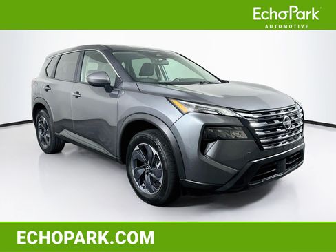 Used 2026 Nissan Rogue SV FWD image 1