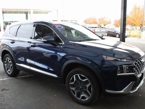 Used 2022 Hyundai Santa Fe Limited w/ Cargo Package image 12