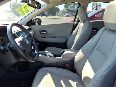 Used 2021 Honda HR-V EX-L image 5