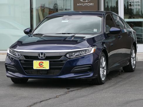 Used 2018 Honda Accord LX image 7