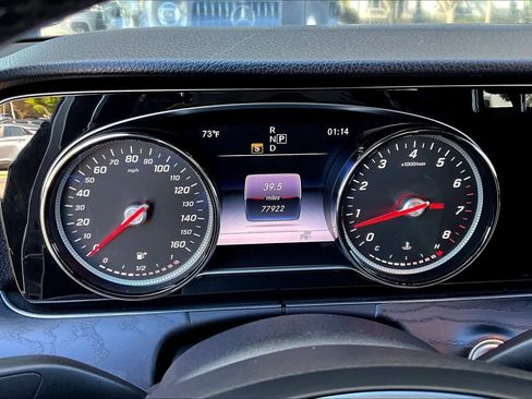 Used 2018 Mercedes-Benz E 300 image 24