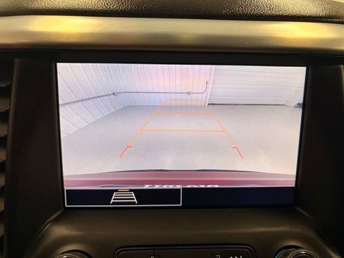 Used 2023 GMC Acadia SLE w/ LPO, Floor Liner Package AWD/4WD image 18