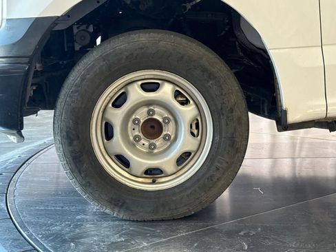 Used 2017 Ford F150 XL w/ Equipment Group 101A Mid RWD image 11