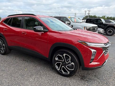 New 2026 Chevrolet Trax RS w/ Driver Confidence Package FWD image 6