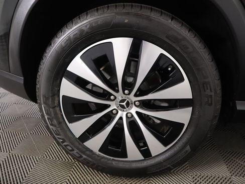 Certified 2025 Mercedes-Benz GLE 350 4MATIC image 33