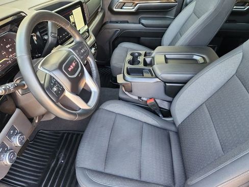 Certified 2024 GMC Sierra 1500 Elevation image 13