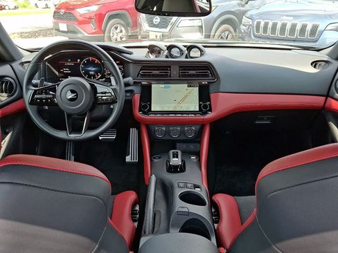 Used 2024 Nissan Z Performance w/ Floor Mat Package RWD image 12