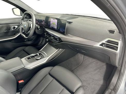 Used 2025 BMW 330i xDrive Sedan w/ Convenience Package AWD/4WD image 29