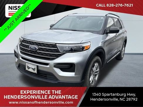 Used 2023 Ford Explorer XLT image 1