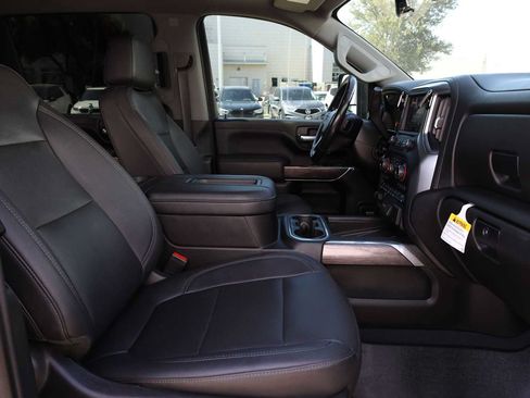 Used 2021 Chevrolet Silverado 2500 LTZ w/ LTZ Plus Package AWD/4WD image 32