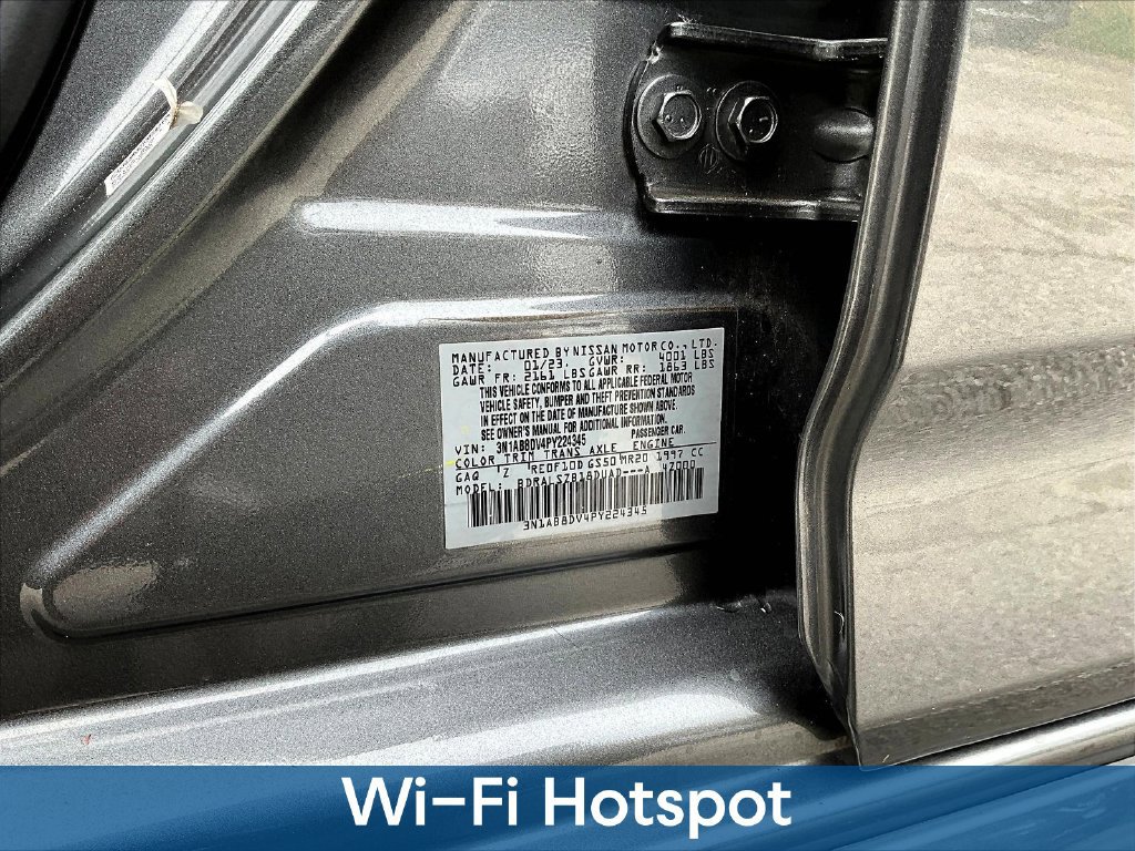 Used 2023 Nissan Sentra SR w/ SR Premium Package FWD image 21