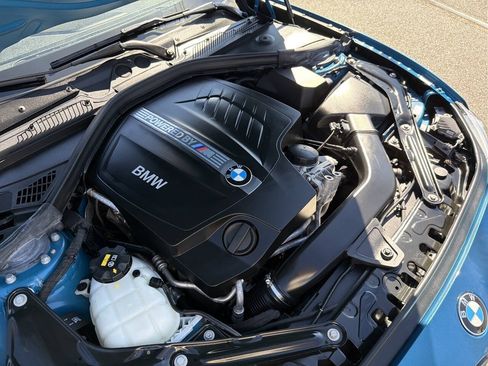 Used 2018 BMW M2 RWD image 20