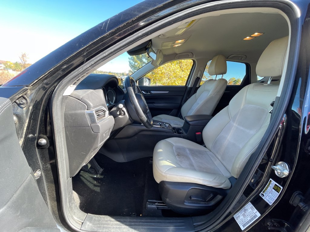Used 2017 MAZDA CX-5 Touring AWD/4WD image 3