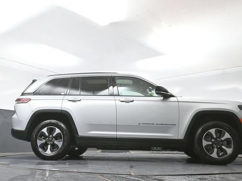 Used 2024 Jeep Grand Cherokee Limited 4xe AWD/4WD image 54
