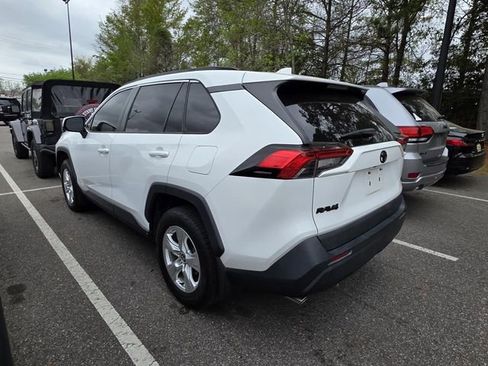 Used 2021 Toyota RAV4 XLE w/ Carpet Mat Package (TMS) image 3