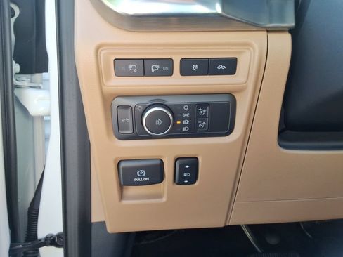 Used 2021 Ford F150 Lariat w/ Equipment Group 502A High AWD/4WD image 41