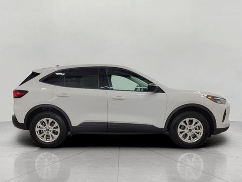Used 2025 Ford Escape Active image 11