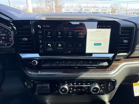 Used 2023 GMC Sierra 1500 Elevation image 30