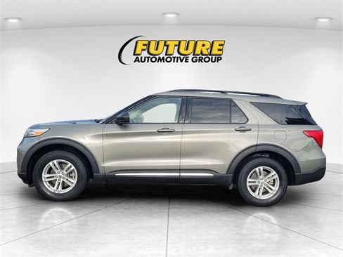 Used 2020 Ford Explorer XLT w/ Class III Trailer Tow Package image 6