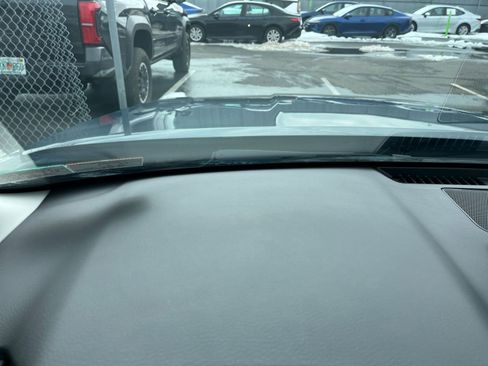 Used 2025 MAZDA CX-50 AWD 2.5 S w/ Premium Package image 36