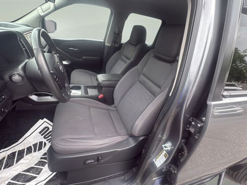 Used 2024 Nissan Frontier SV w/ SV Convenience Package AWD/4WD image 19