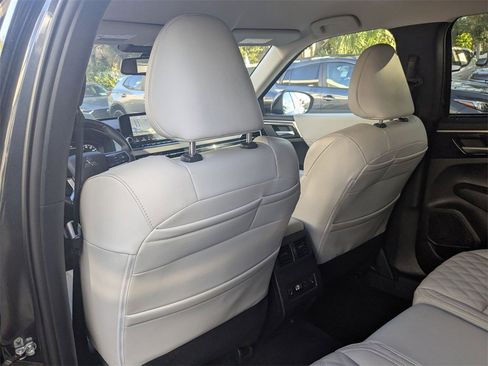 Used 2024 Mitsubishi Outlander SEL image 23