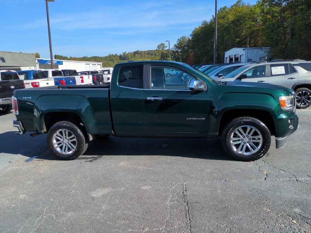 Used 2015 GMC Canyon SLT w/ Driver Alert Package AWD/4WD image 3