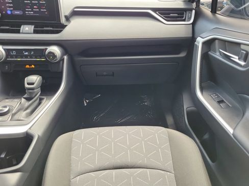 Used 2024 Toyota RAV4 XLE w/ Convenience Package image 14