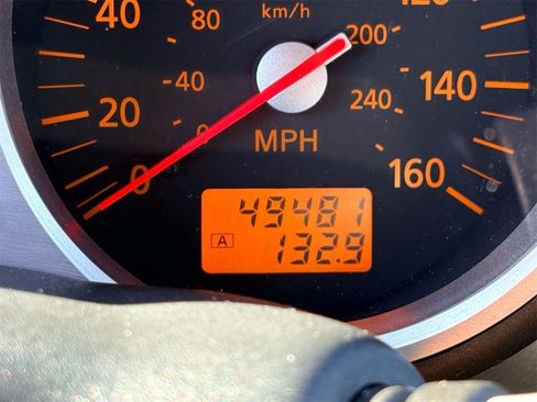 Used 2004 Nissan 350Z Touring image 17