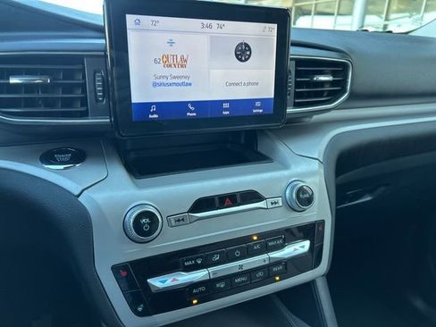 Used 2023 Ford Explorer XLT w/ Equipment Group 202A image 18