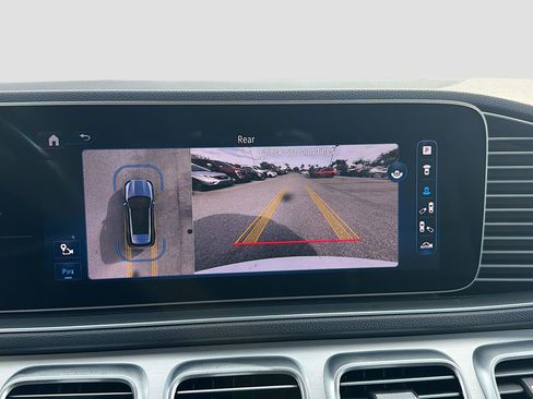 Used 2024 Mercedes-Benz GLE 350 4MATIC image 34