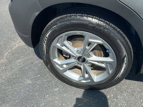 Used 2022 Hyundai Kona SEL AWD/4WD image 5