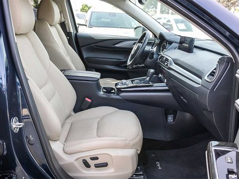 Used 2023 MAZDA CX-9 Touring image 16